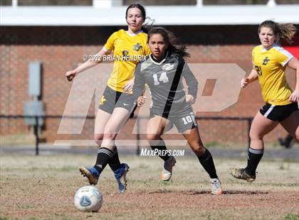 Thumbnail 3 in Lincolnton vs. Surry Central (Scrimmage) photogallery.