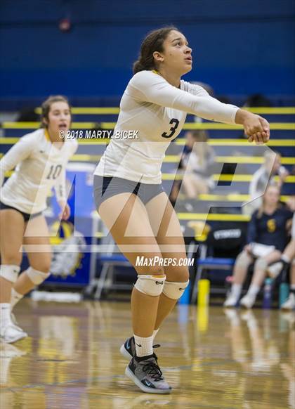 Thumbnail 2 in Enochs @ Turlock photogallery.