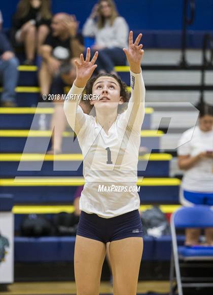 Thumbnail 3 in Enochs @ Turlock photogallery.