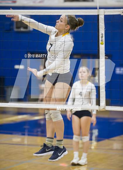 Thumbnail 3 in Enochs @ Turlock photogallery.