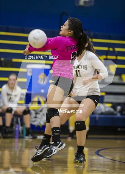 Thumbnail 2 in Enochs @ Turlock photogallery.