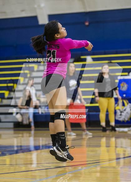 Thumbnail 2 in Enochs @ Turlock photogallery.