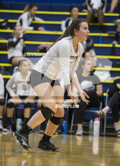 Thumbnail 3 in Enochs @ Turlock photogallery.