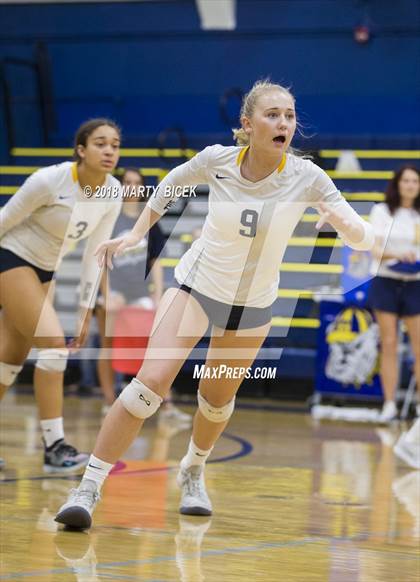 Thumbnail 1 in Enochs @ Turlock photogallery.