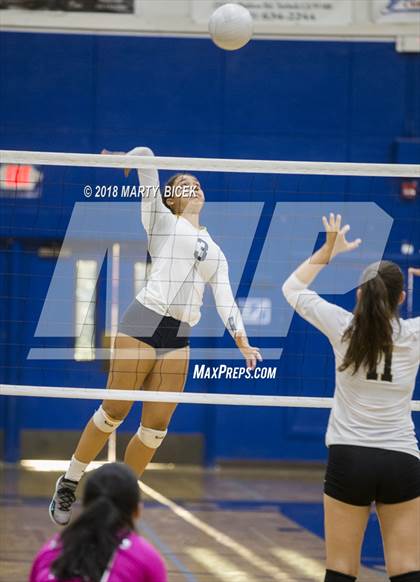 Thumbnail 1 in Enochs @ Turlock photogallery.