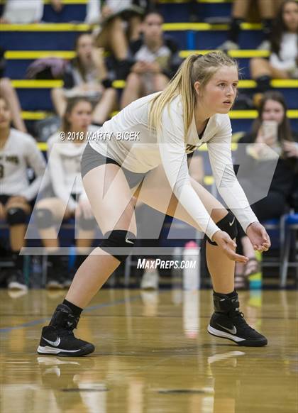 Thumbnail 1 in Enochs @ Turlock photogallery.