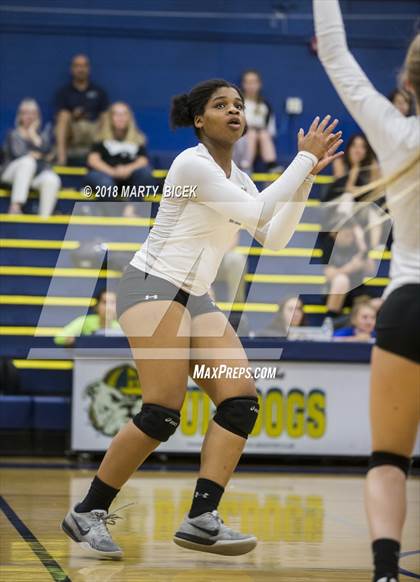 Thumbnail 1 in Enochs @ Turlock photogallery.