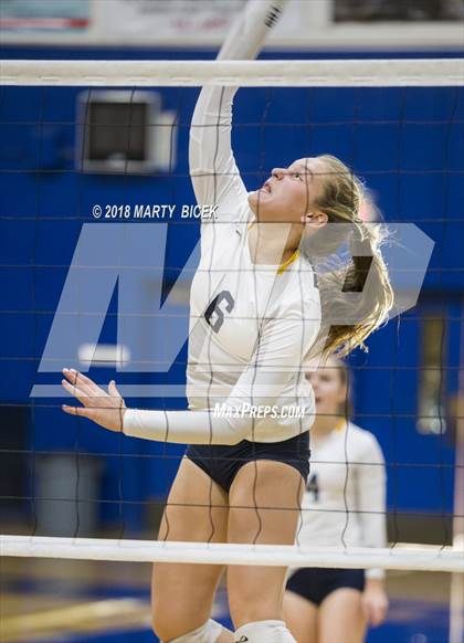 Thumbnail 1 in Enochs @ Turlock photogallery.