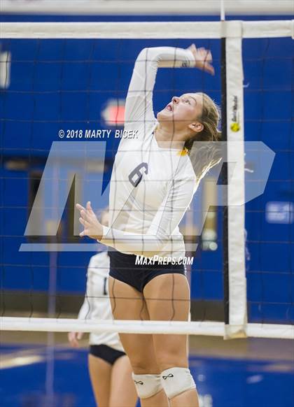 Thumbnail 1 in Enochs @ Turlock photogallery.