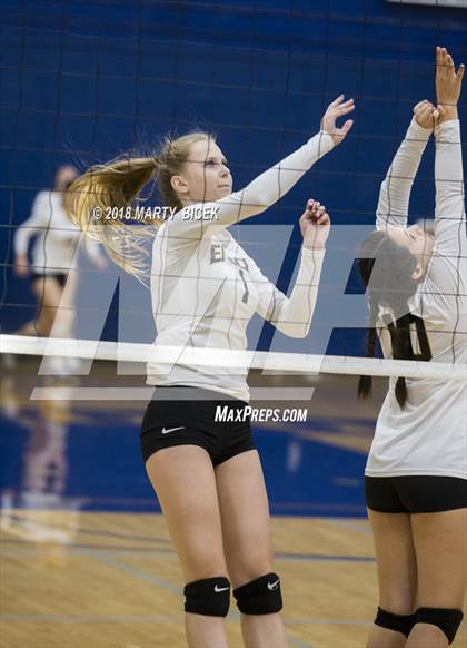 Thumbnail 3 in Enochs @ Turlock photogallery.