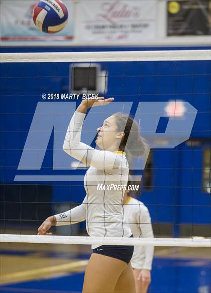 Thumbnail 2 in Enochs @ Turlock photogallery.