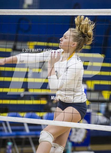 Thumbnail 2 in Enochs @ Turlock photogallery.