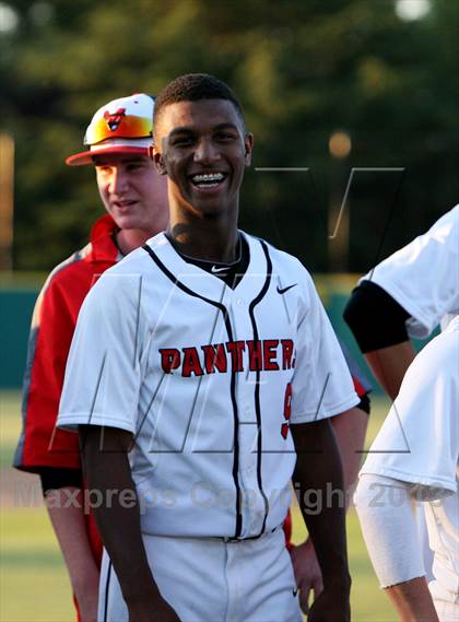 Thumbnail 2 in Piedmont vs. St. Mary's (CIF NCS D4 Final) photogallery.