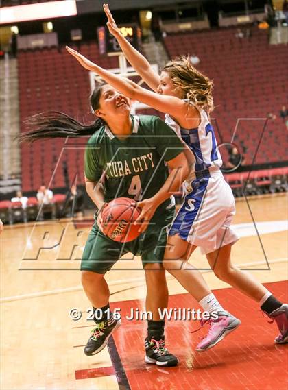 Thumbnail 2 in Tuba City @ Safford (AIA Division 3 Semifinal) photogallery.
