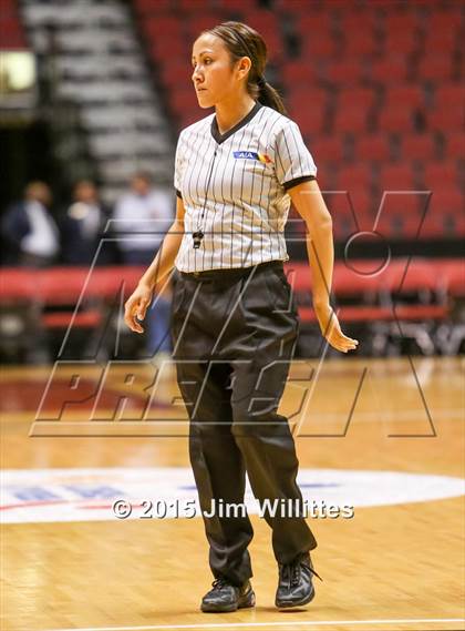 Thumbnail 2 in Tuba City @ Safford (AIA Division 3 Semifinal) photogallery.