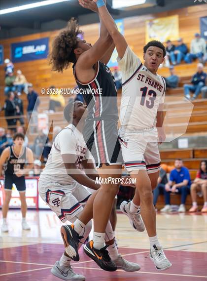 Thumbnail 1 in JSerra Catholic vs. St. Francis Prep (Torrey Pines Holiday Classic) photogallery.