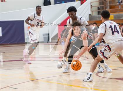 Thumbnail 3 in JSerra Catholic vs. St. Francis Prep (Torrey Pines Holiday Classic) photogallery.