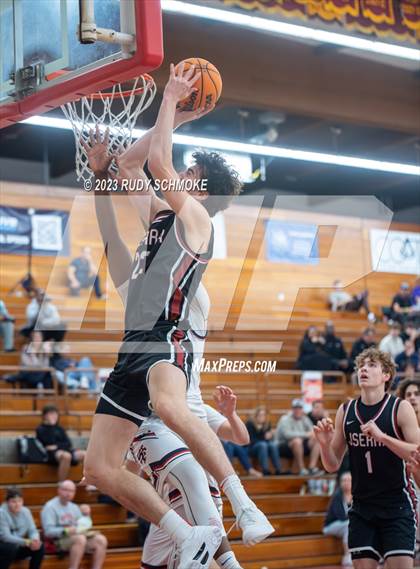 Thumbnail 2 in JSerra Catholic vs. St. Francis Prep (Torrey Pines Holiday Classic) photogallery.