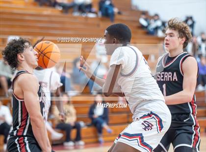 Thumbnail 3 in JSerra Catholic vs. St. Francis Prep (Torrey Pines Holiday Classic) photogallery.