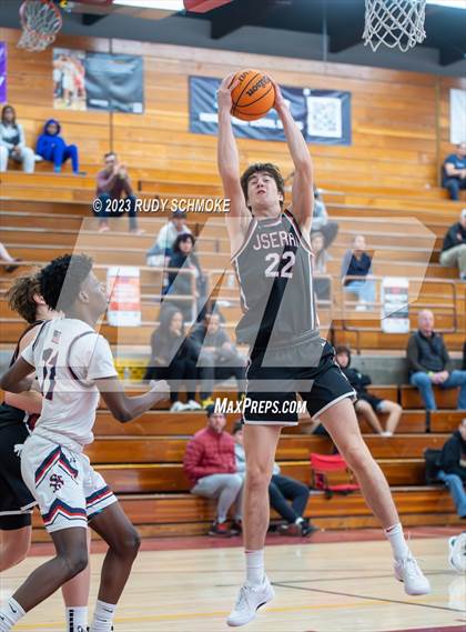Thumbnail 1 in JSerra Catholic vs. St. Francis Prep (Torrey Pines Holiday Classic) photogallery.