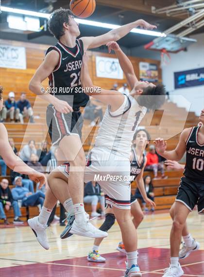 Thumbnail 1 in JSerra Catholic vs. St. Francis Prep (Torrey Pines Holiday Classic) photogallery.