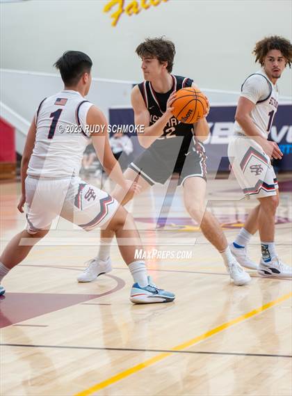 Thumbnail 3 in JSerra Catholic vs. St. Francis Prep (Torrey Pines Holiday Classic) photogallery.