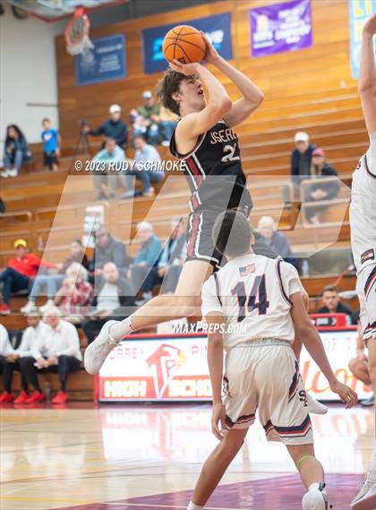 Thumbnail 3 in JSerra Catholic vs. St. Francis Prep (Torrey Pines Holiday Classic) photogallery.