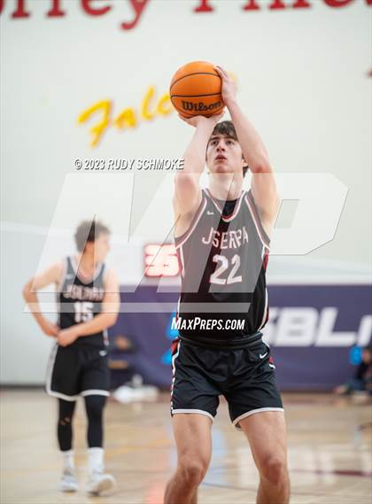 Thumbnail 3 in JSerra Catholic vs. St. Francis Prep (Torrey Pines Holiday Classic) photogallery.