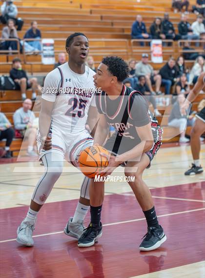 Thumbnail 2 in JSerra Catholic vs. St. Francis Prep (Torrey Pines Holiday Classic) photogallery.