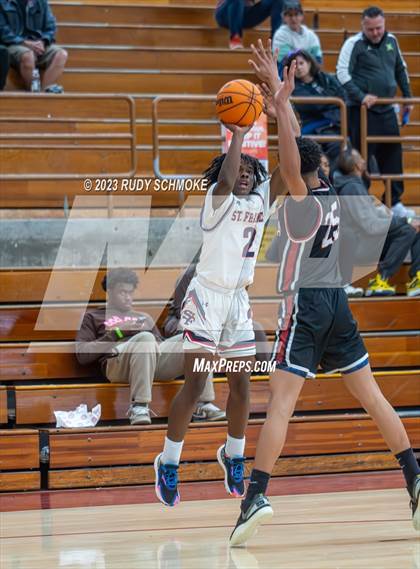 Thumbnail 1 in JSerra Catholic vs. St. Francis Prep (Torrey Pines Holiday Classic) photogallery.