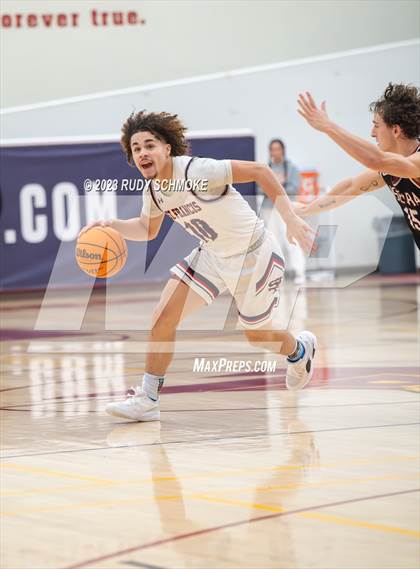 Thumbnail 1 in JSerra Catholic vs. St. Francis Prep (Torrey Pines Holiday Classic) photogallery.