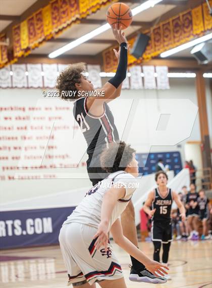 Thumbnail 1 in JSerra Catholic vs. St. Francis Prep (Torrey Pines Holiday Classic) photogallery.