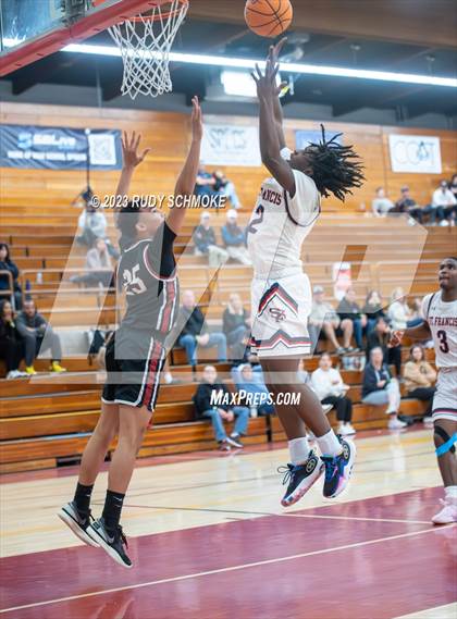 Thumbnail 1 in JSerra Catholic vs. St. Francis Prep (Torrey Pines Holiday Classic) photogallery.