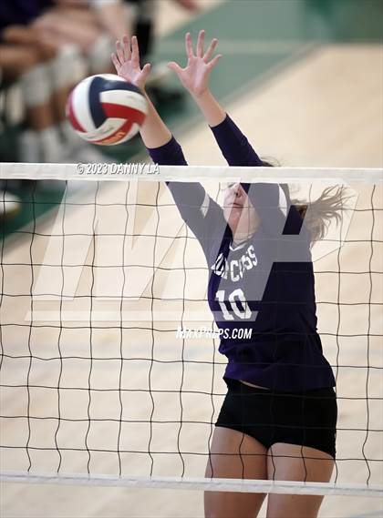 Thumbnail 3 in The Academy of the Holy Cross vs Flint Hill (Tiger Paws Invitational) photogallery.