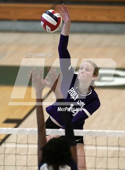 Thumbnail 1 in The Academy of the Holy Cross vs Flint Hill (Tiger Paws Invitational) photogallery.