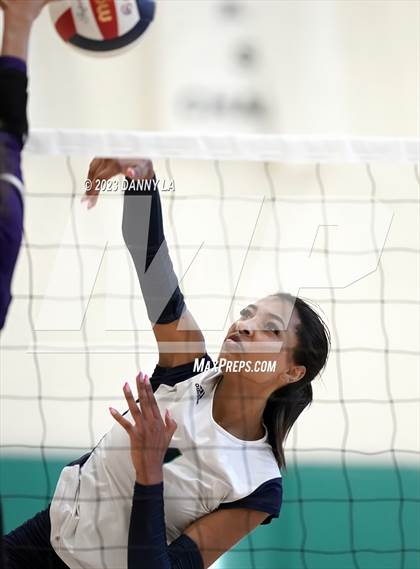 Thumbnail 1 in The Academy of the Holy Cross vs Flint Hill (Tiger Paws Invitational) photogallery.