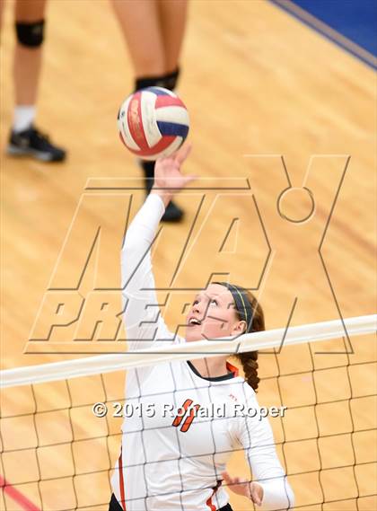 Thumbnail 1 in Rockwall vs. Highland Park photogallery.
