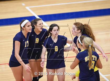Thumbnail 1 in Rockwall vs. Highland Park photogallery.