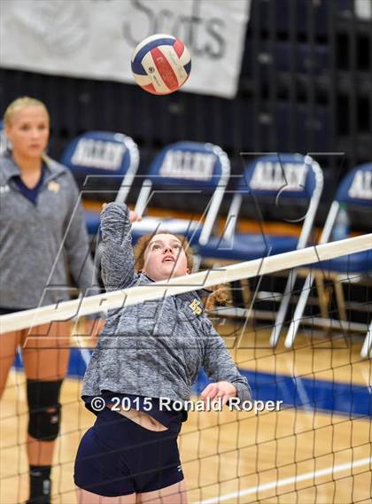 Thumbnail 3 in Rockwall vs. Highland Park photogallery.