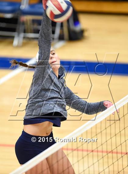 Thumbnail 1 in Rockwall vs. Highland Park photogallery.