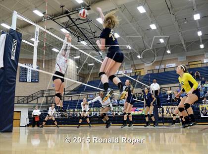 Thumbnail 1 in Rockwall vs. Highland Park photogallery.