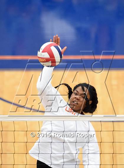 Thumbnail 2 in Rockwall vs. Highland Park photogallery.