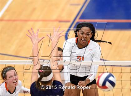 Thumbnail 1 in Rockwall vs. Highland Park photogallery.