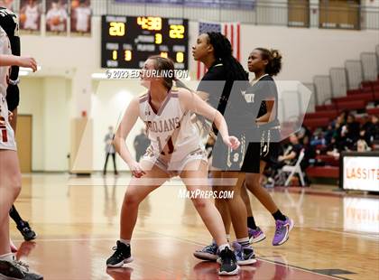 Thumbnail 3 in Sprayberry @ Lassiter photogallery.