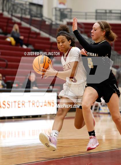 Thumbnail 2 in Sprayberry @ Lassiter photogallery.