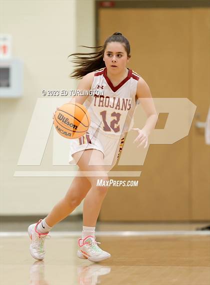 Thumbnail 2 in Sprayberry @ Lassiter photogallery.