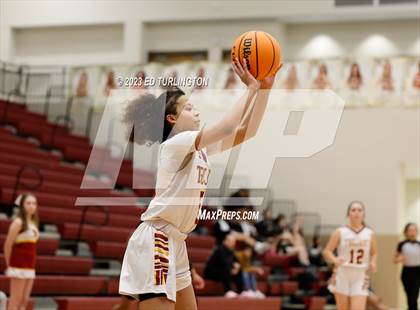 Thumbnail 1 in Sprayberry @ Lassiter photogallery.