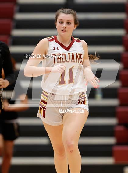 Thumbnail 2 in Sprayberry @ Lassiter photogallery.