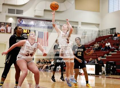Thumbnail 3 in Sprayberry @ Lassiter photogallery.