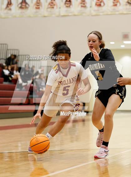 Thumbnail 3 in Sprayberry @ Lassiter photogallery.